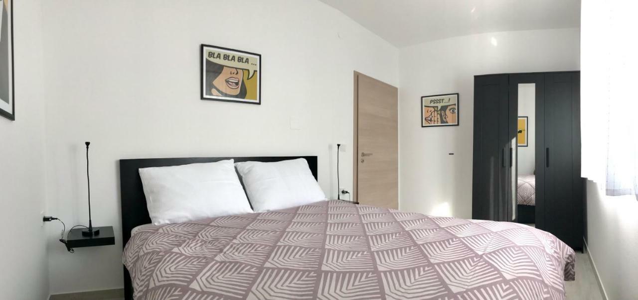 Fine & Shine Apartment Pula Bagian luar foto